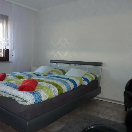 Apartman Moderne Messe Uni Stadion