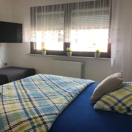 Moderne Messe Uni Stadion Apartment *