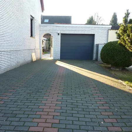 Moderne Messe Uni Stadion * דורטמונד