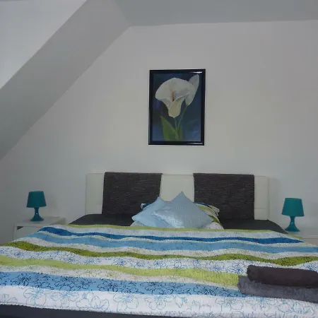 Moderne Messe Uni Stadion *